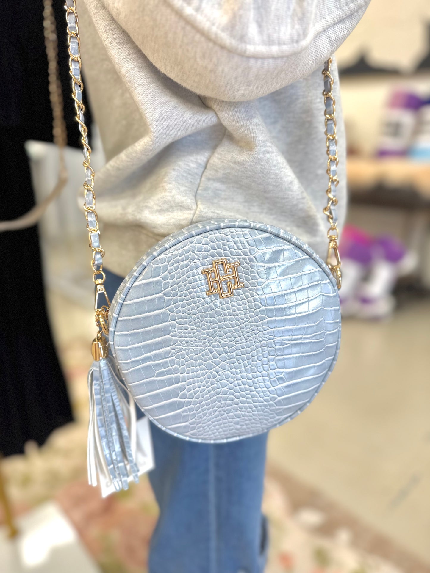Cece Circular Crossbody